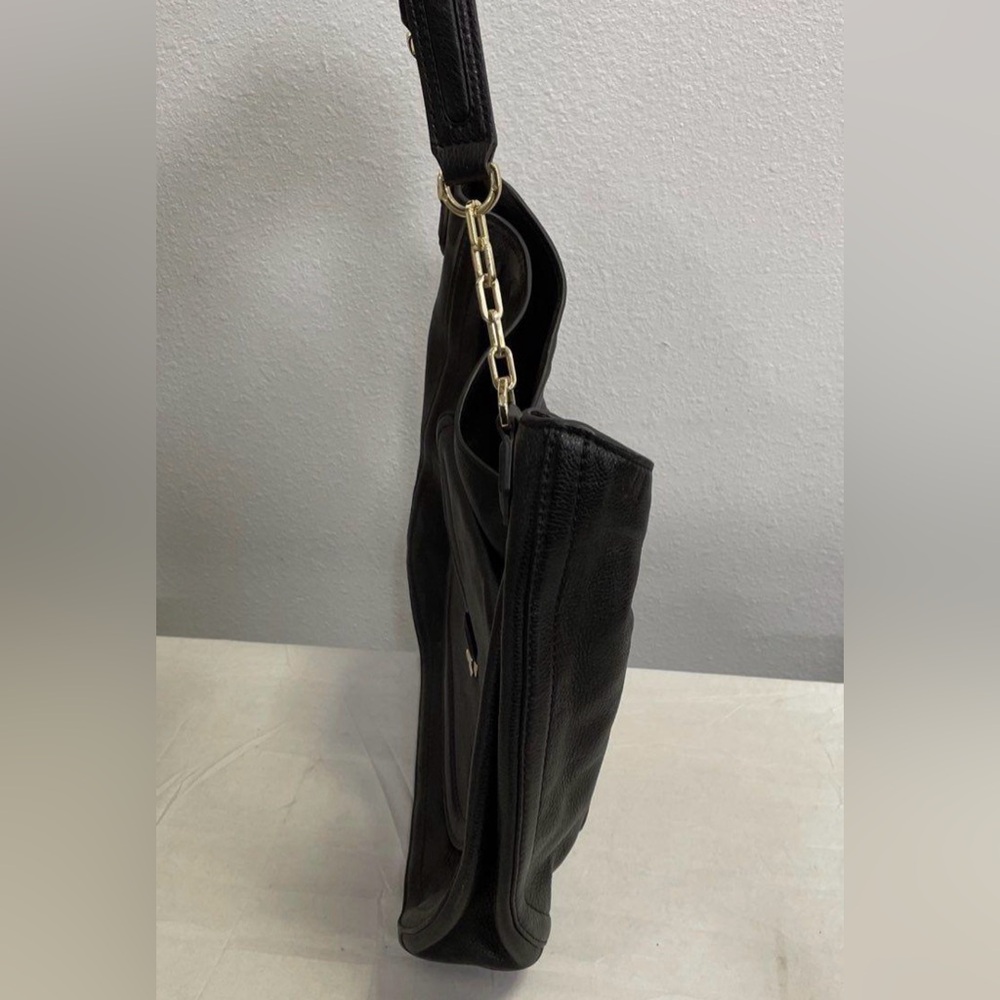 Vintage Tory Burch Black Leather Shoulder Bag with Gold Chain - Picture 2 of 5